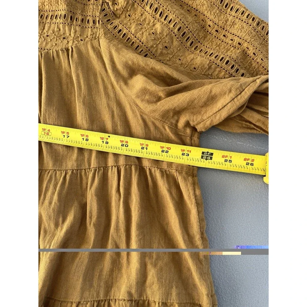 Old Navy Eyelet Lace Tie Neck Womens Top XL Honey Gold Brown Cotton Tiered Boho